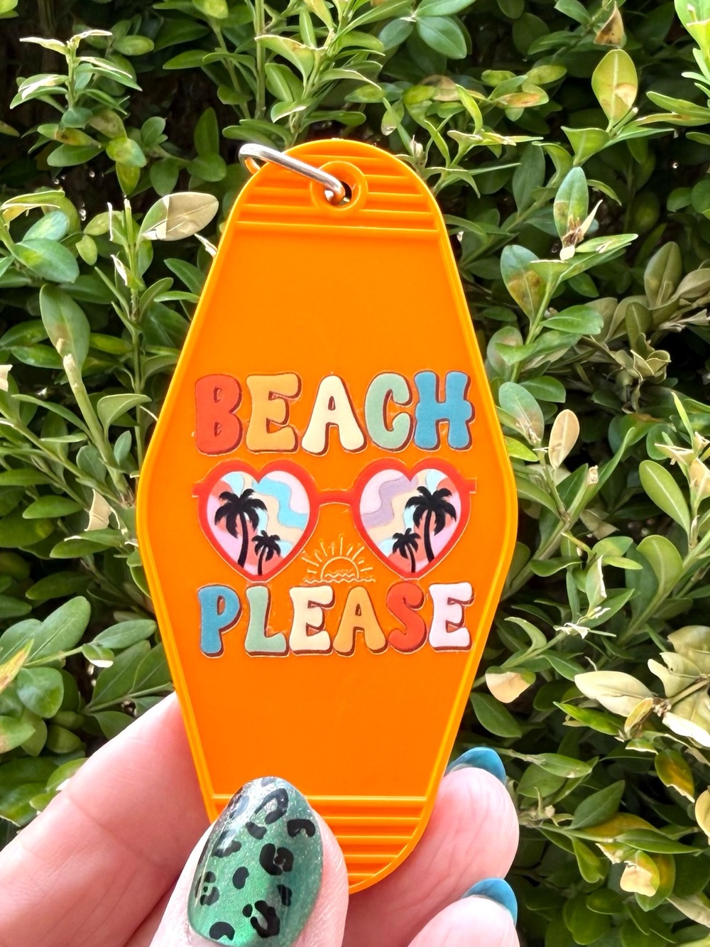 Vintage style motel key 3.5” keychain beach summer-themed gift idea